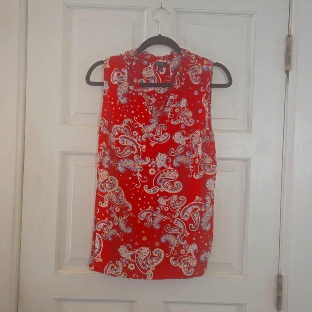 Sleeveless top